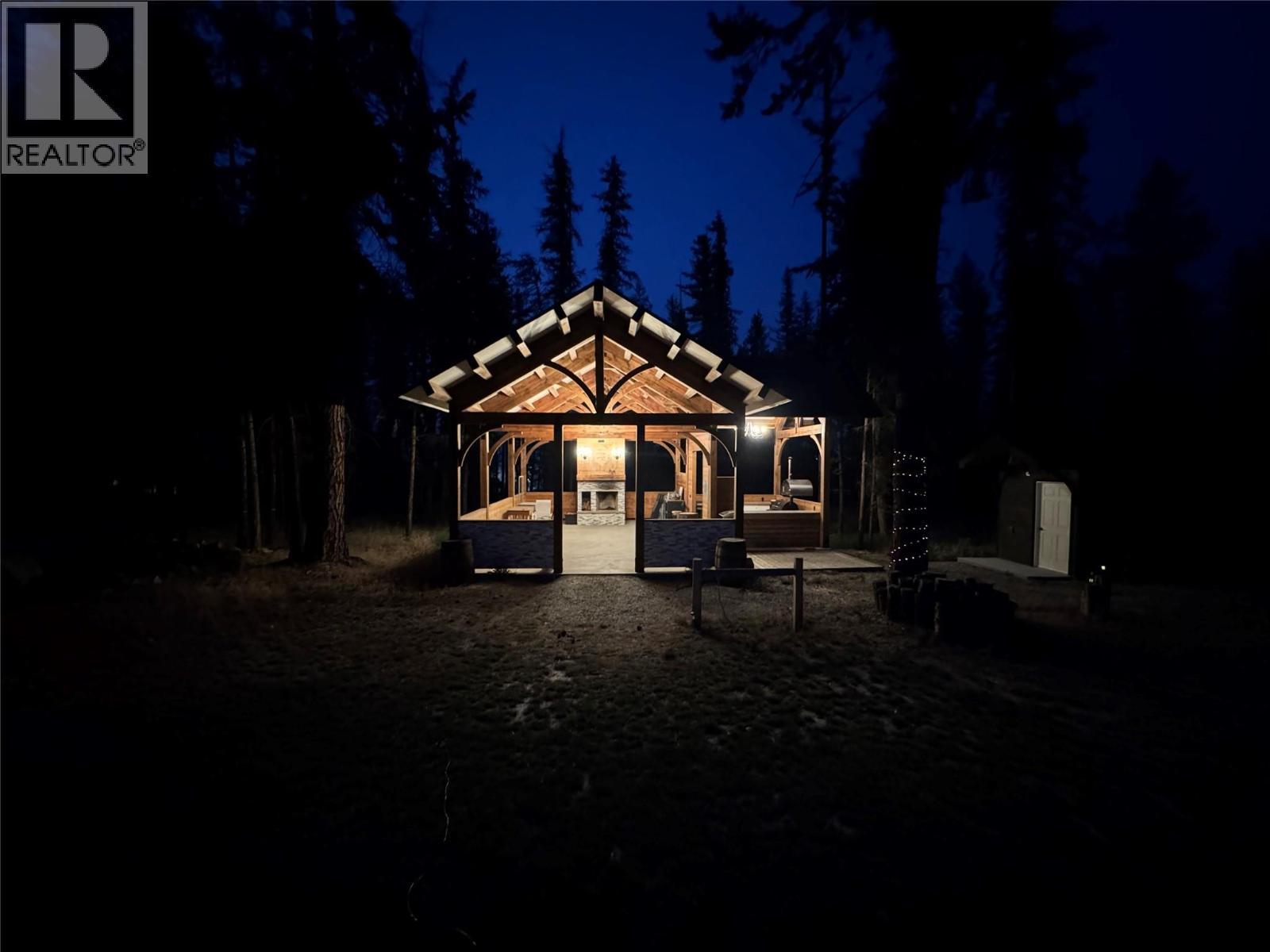 1605 24Th Avenue S, Cranbrook, BC - Outdoor