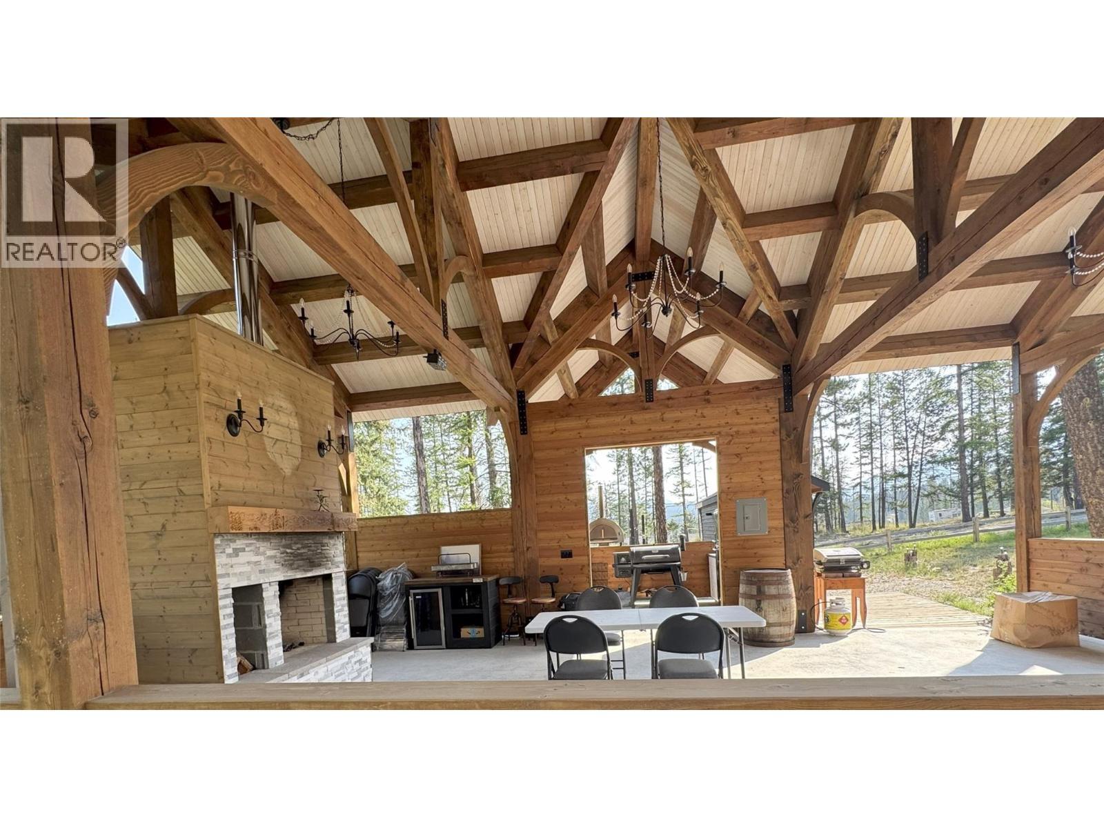 1605 24Th Avenue S, Cranbrook, BC -