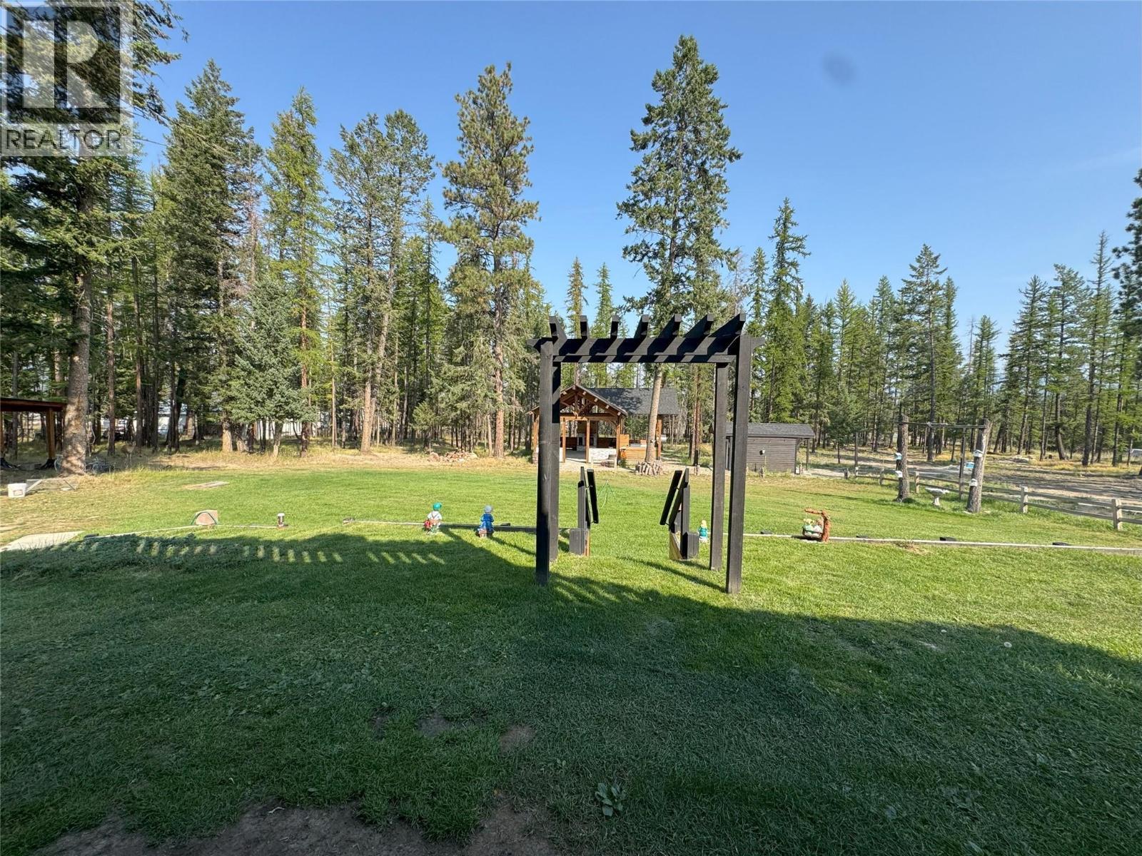 1605 24Th Avenue S, Cranbrook, BC - Outdoor