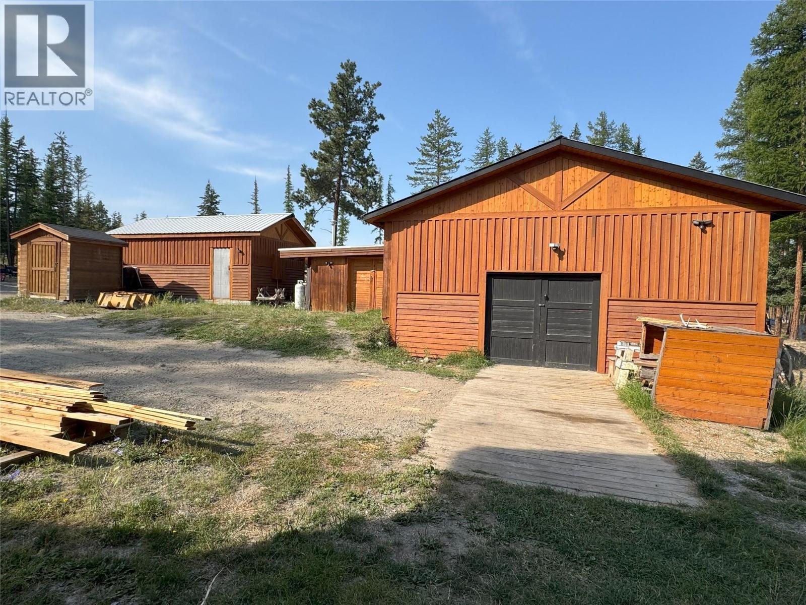 1605 24Th Avenue S, Cranbrook, BC - Outdoor