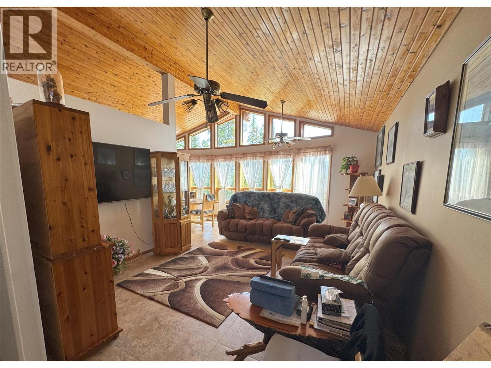 1605 24Th Avenue S, Cranbrook, BC - Indoor