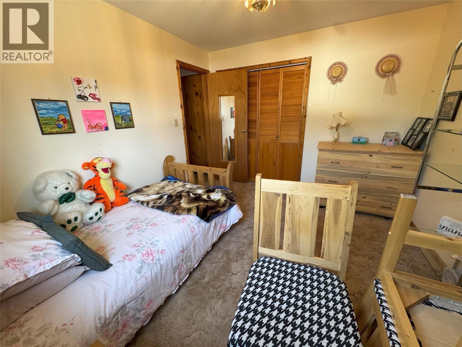 1605 24Th Avenue S, Cranbrook, BC - Indoor Photo Showing Bedroom