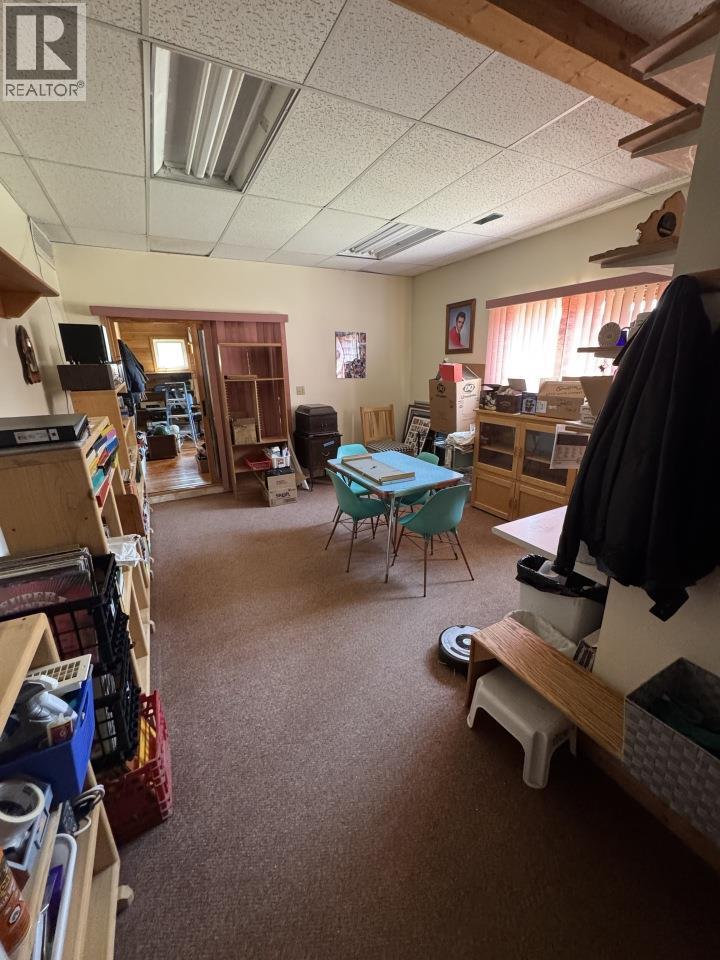 1605 24Th Avenue S, Cranbrook, BC - Indoor Photo Showing Other Room