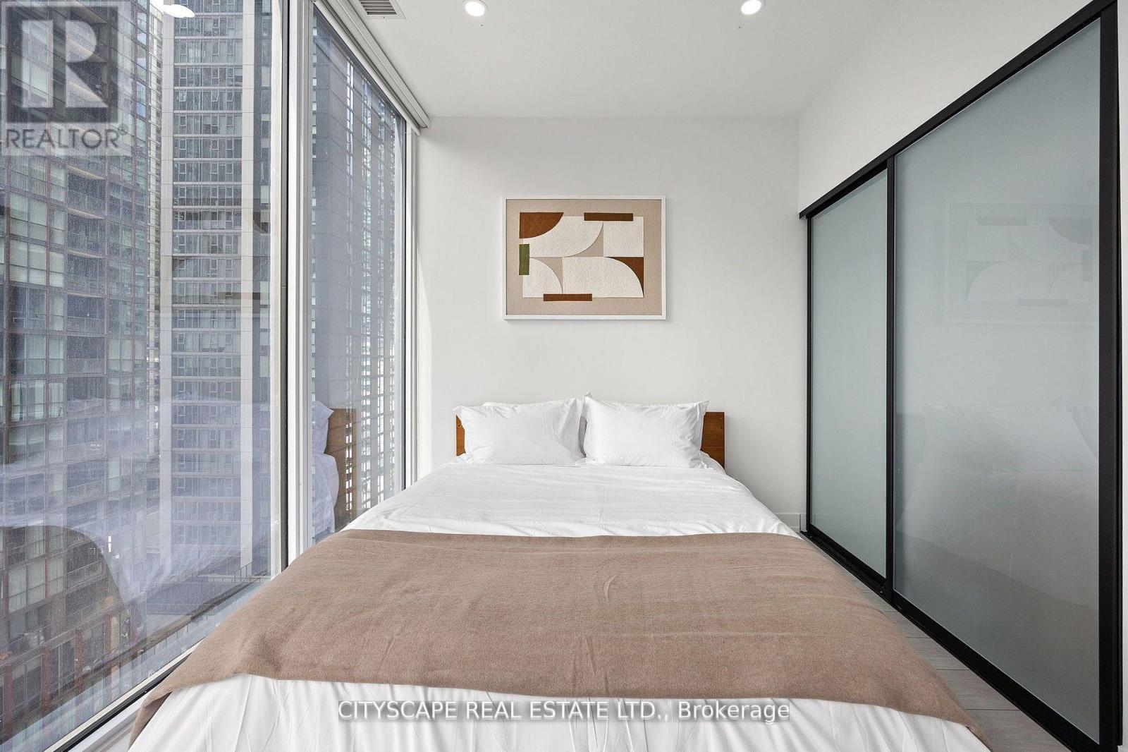 1802 - 55 Mercer Street, Toronto, ON - Indoor Photo Showing Bedroom