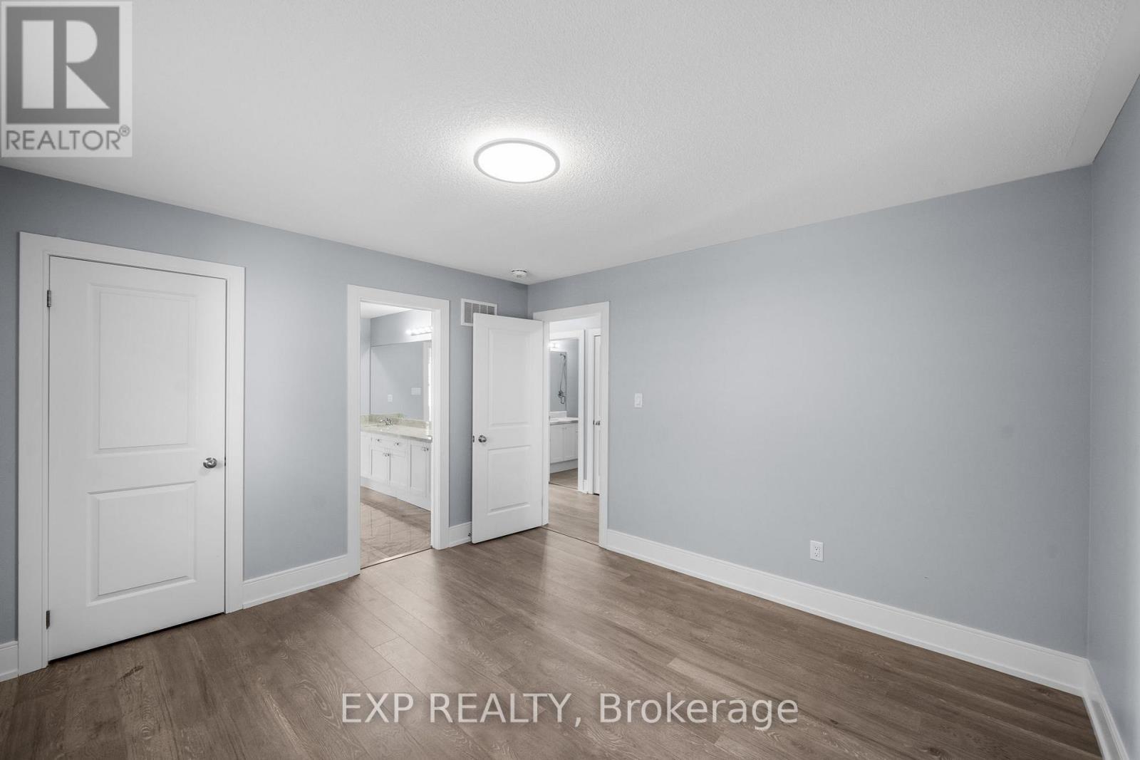 35 Tyndall Drive, Bradford West Gwillimbury, ON - Indoor Photo Showing Other Room