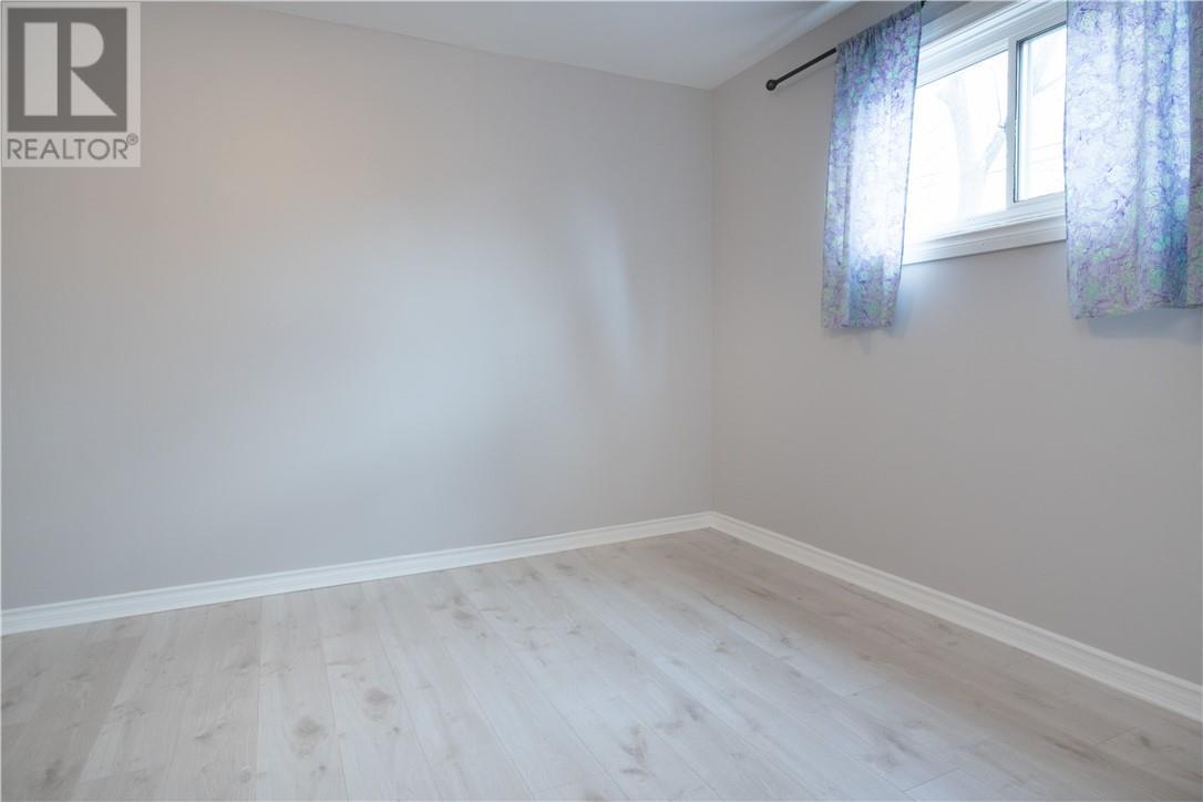 396 Queen Unit# 1, Sudbury, ON - Indoor Photo Showing Other Room