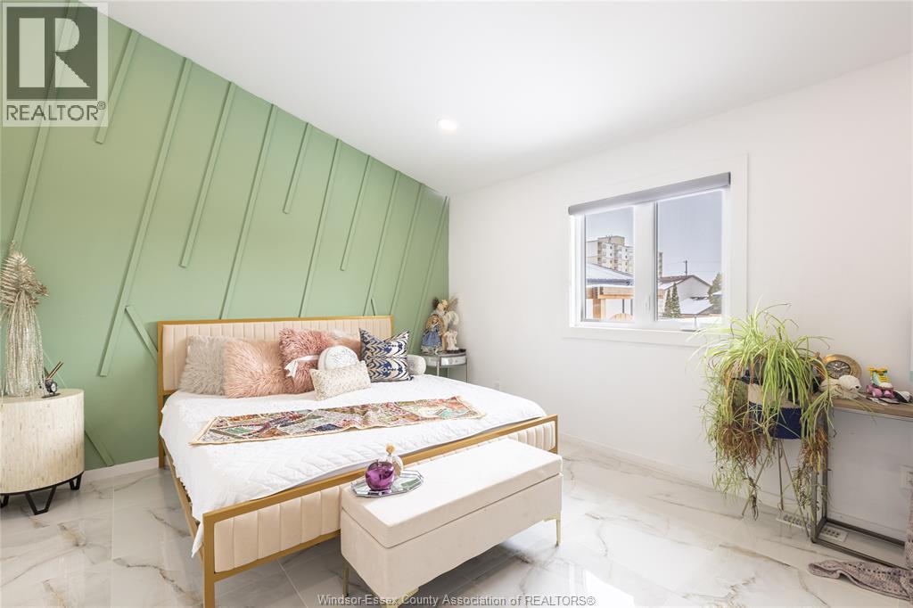 59 Clara Crescent, Chatham, ON - Indoor Photo Showing Bedroom