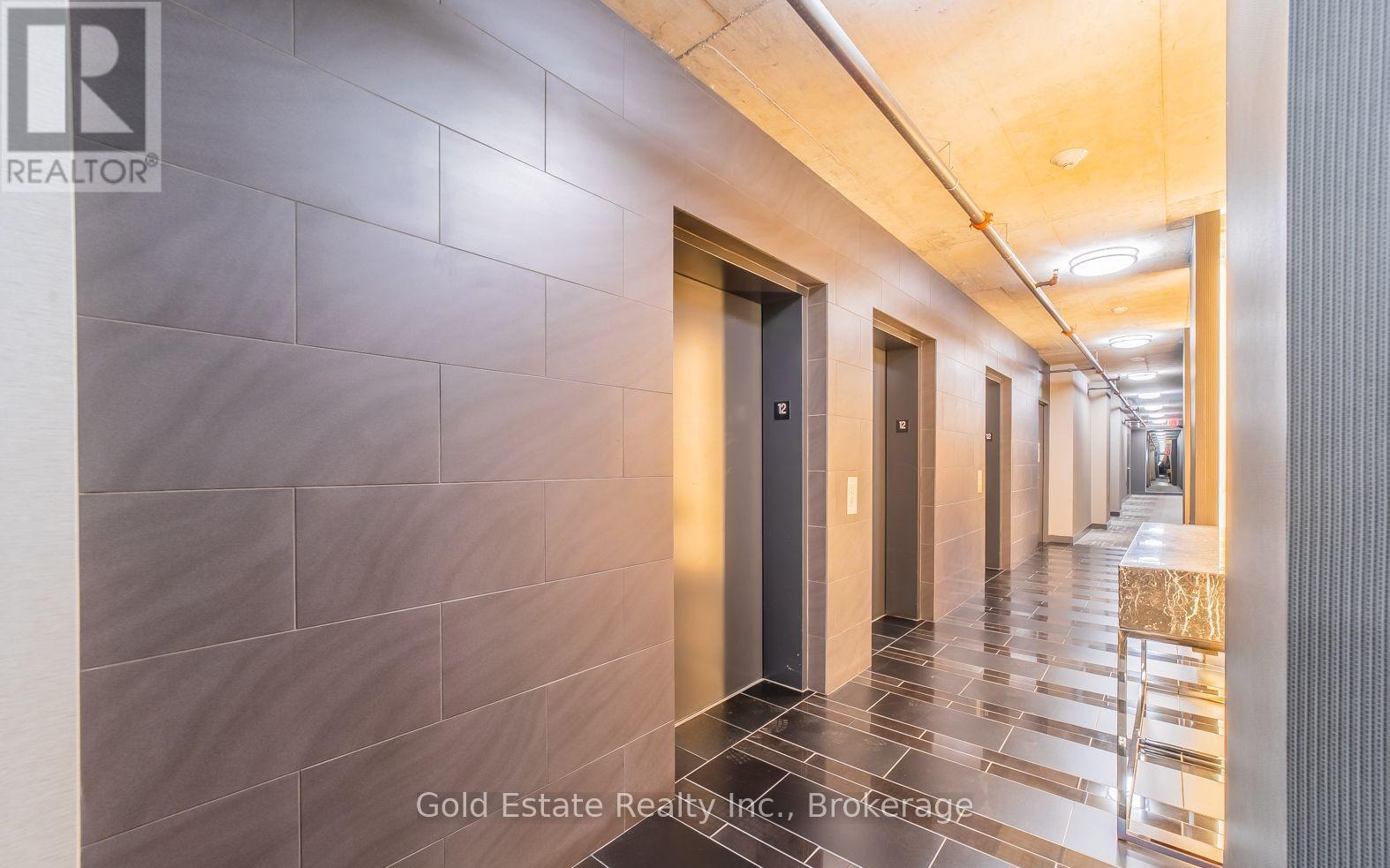 810 - 210 Simcoe Street, Toronto, ON - Indoor