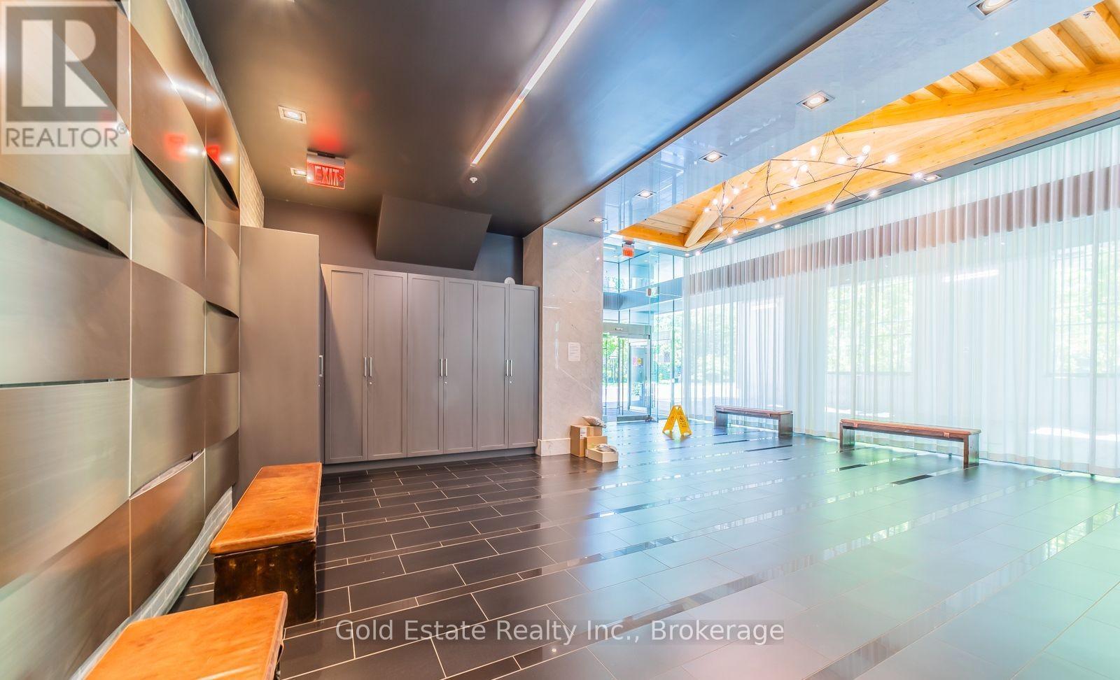 810 - 210 Simcoe Street, Toronto, ON - Indoor Photo Showing Other Room