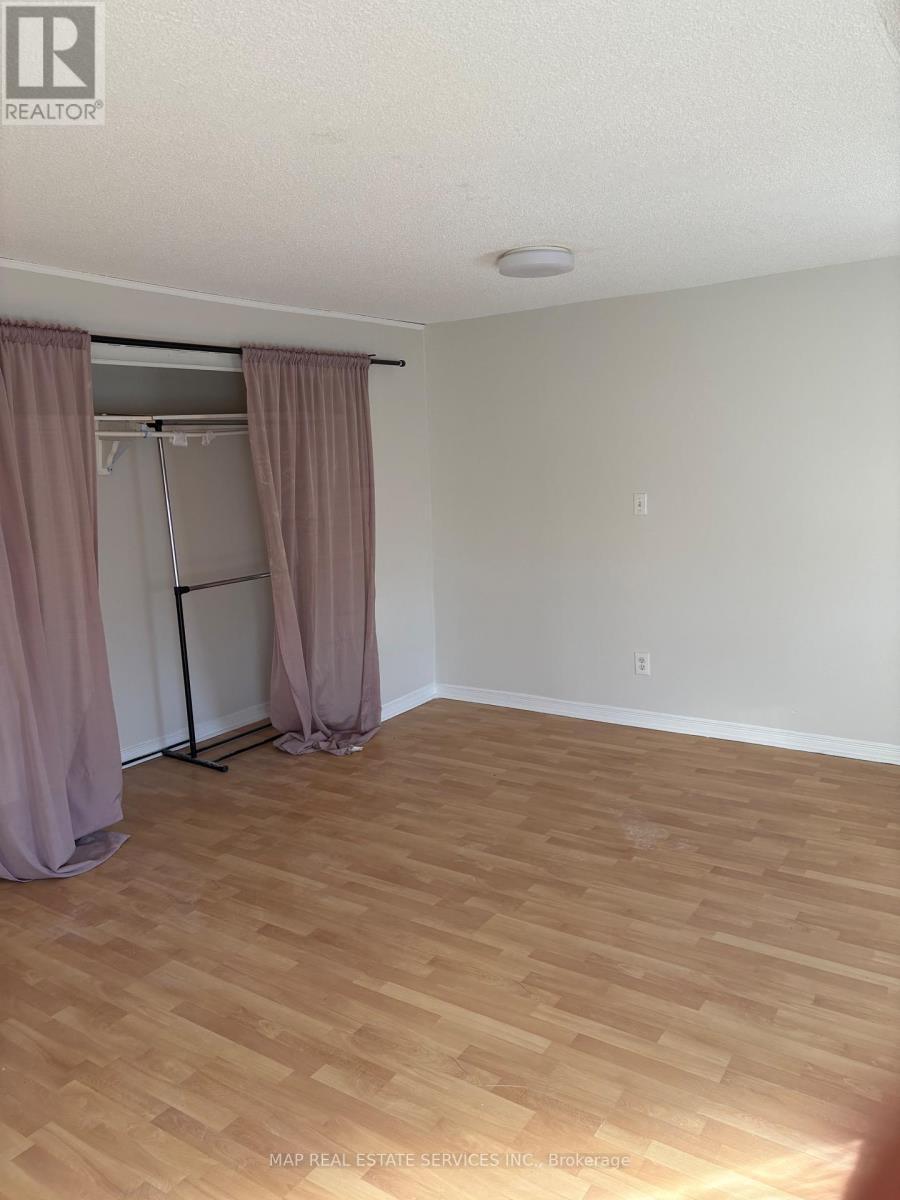 15 Wallace Street, Vaughan, ON - Indoor Photo Showing Other Room