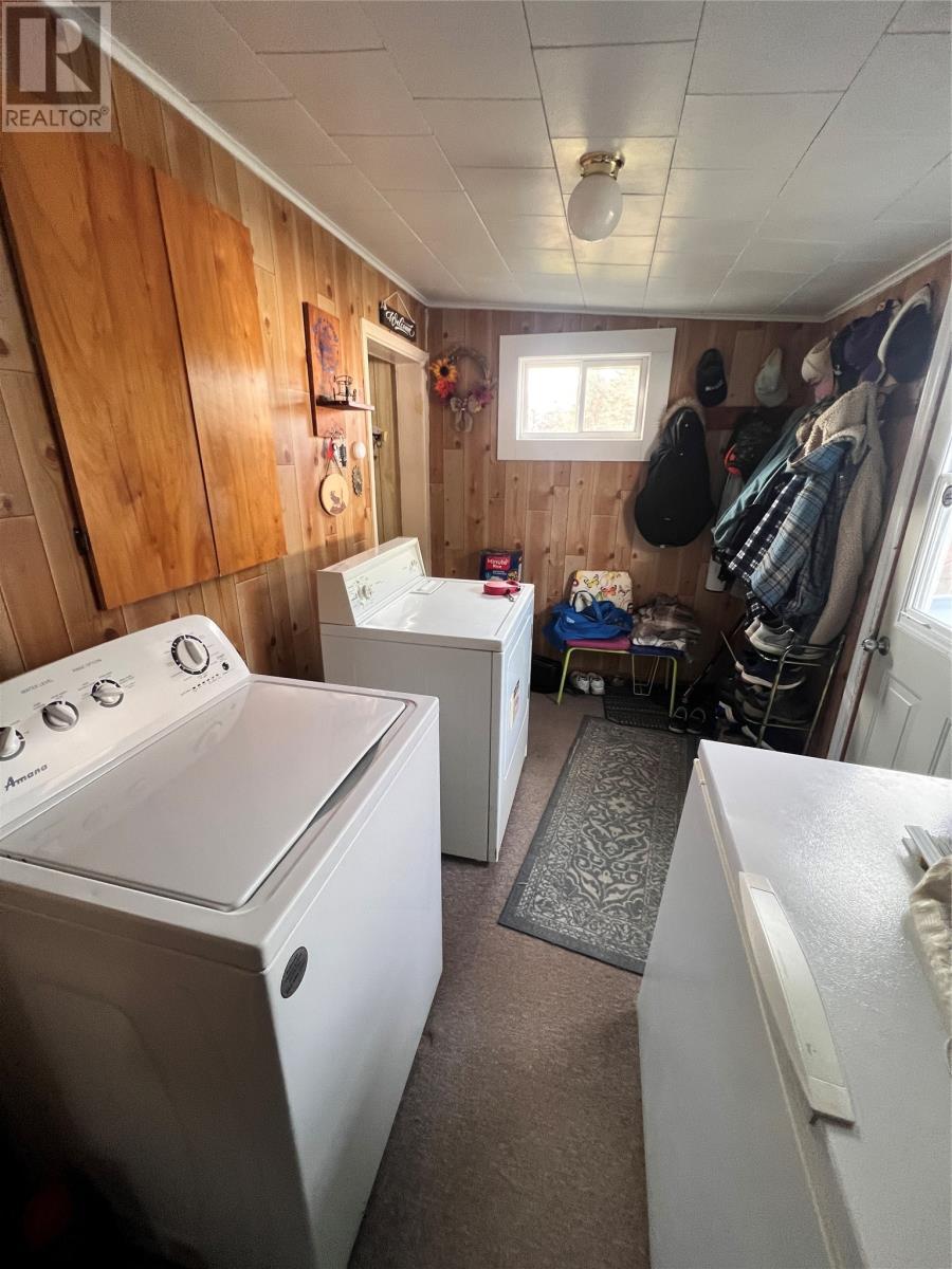 64 North River Road, North River, NL - Indoor Photo Showing Laundry Room