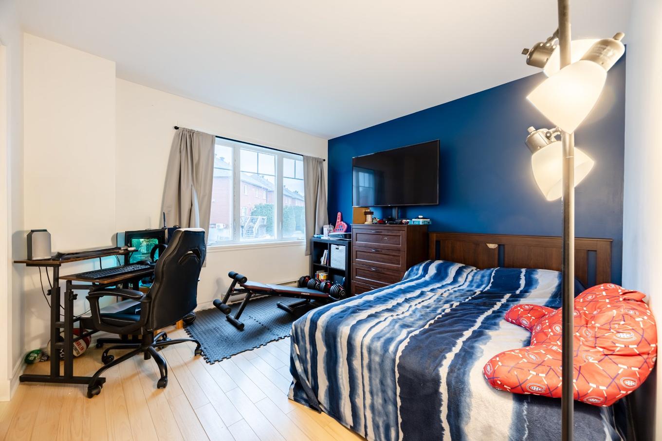 Bedroom - 2-5625 Rue Condor, Brossard, QC - Indoor Photo Showing Bedroom