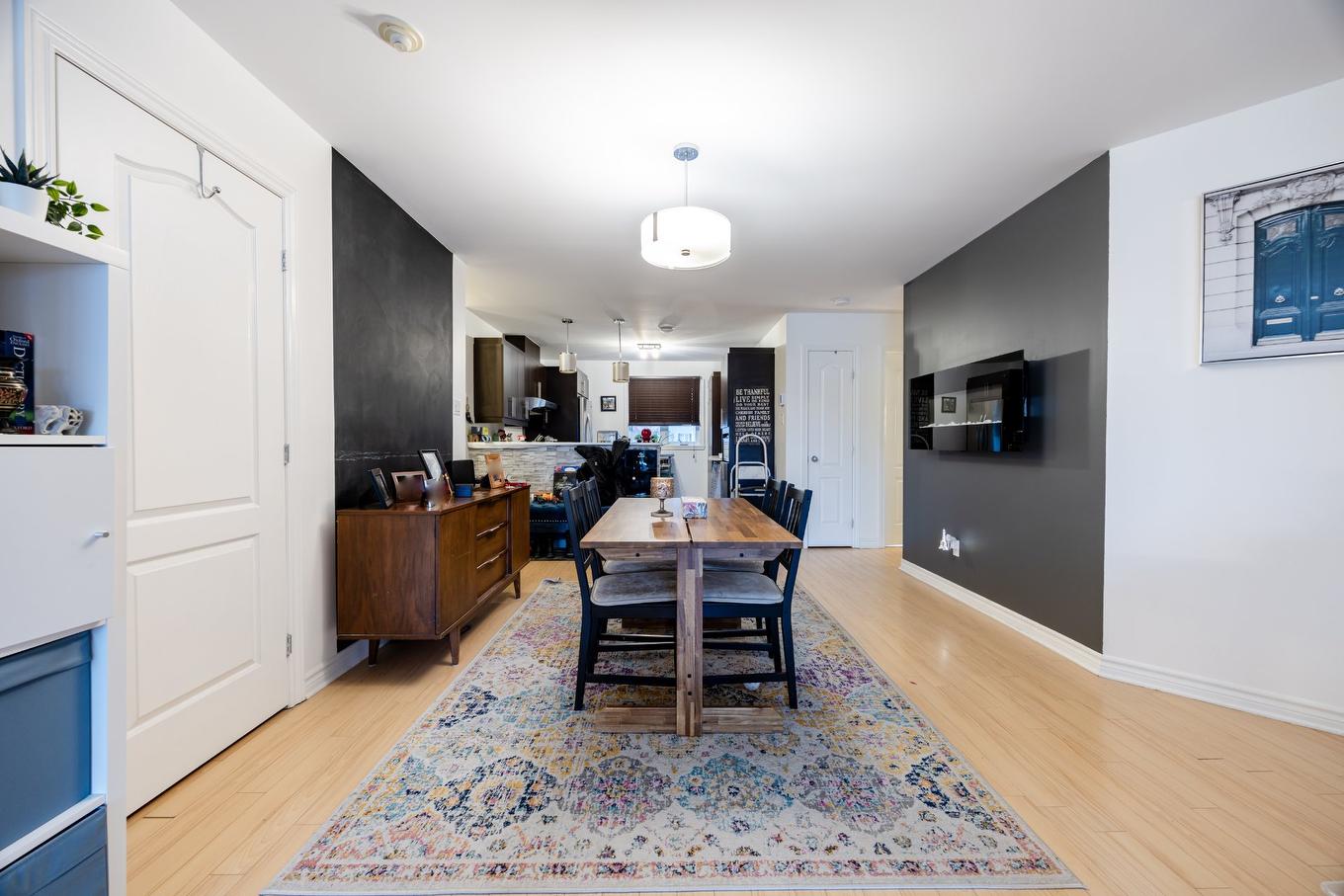 Dining room - 2-5625 Rue Condor, Brossard, QC - Indoor Photo Showing Dining Room