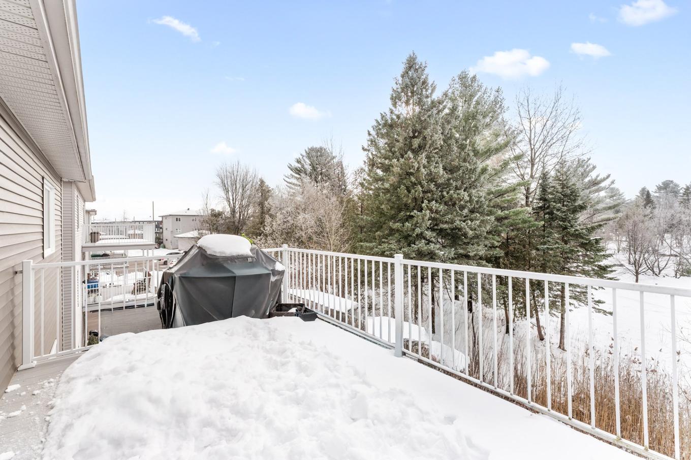 Balcon - 9804 Rue Henri-Piché, Mirabel, QC - Outdoor