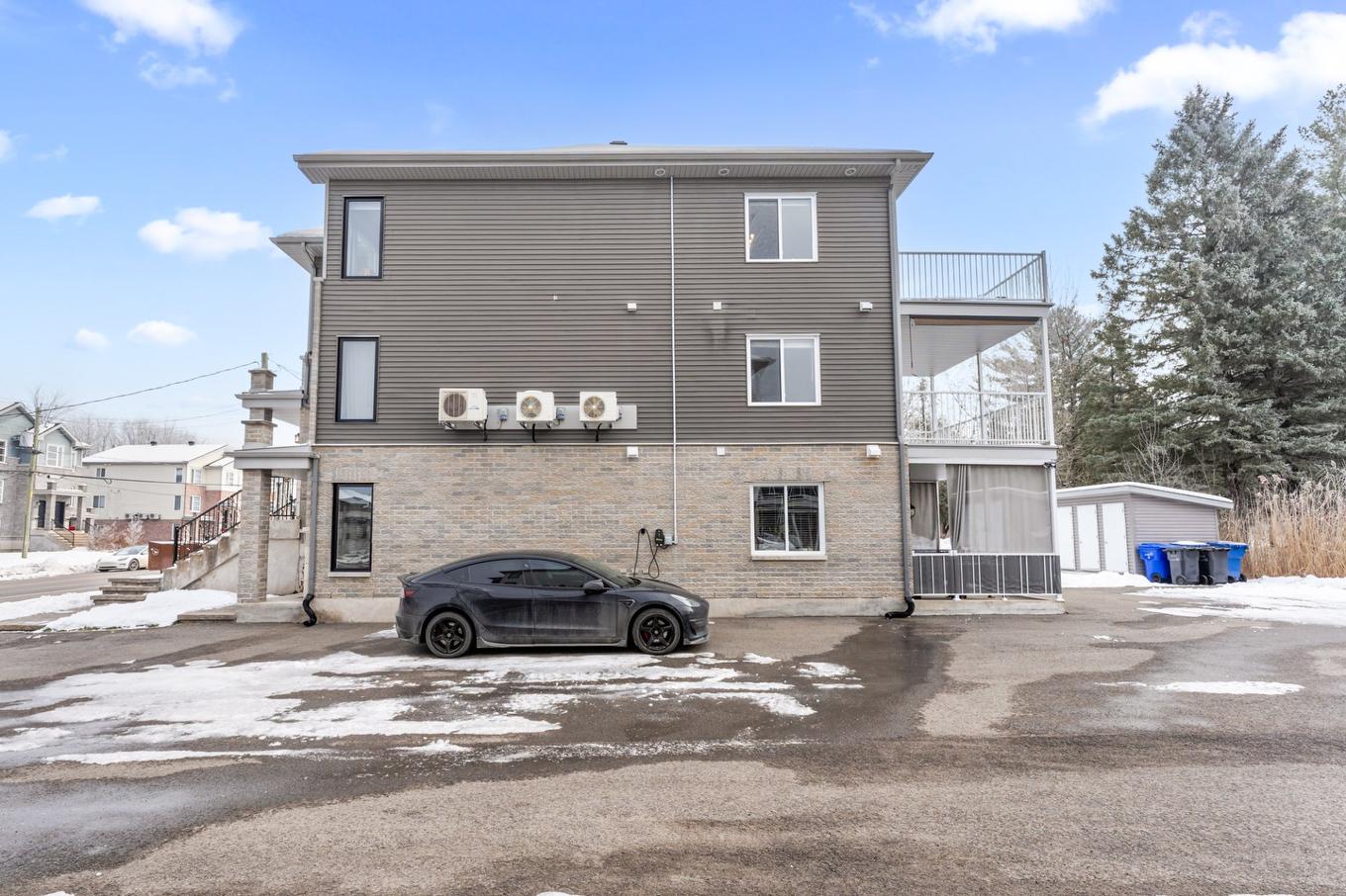 Stationnement - 9804 Rue Henri-Piché, Mirabel, QC - Outdoor