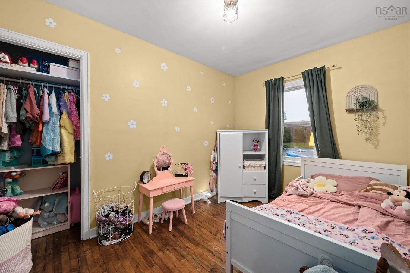 13935 Highway 1, Hants Border, NS