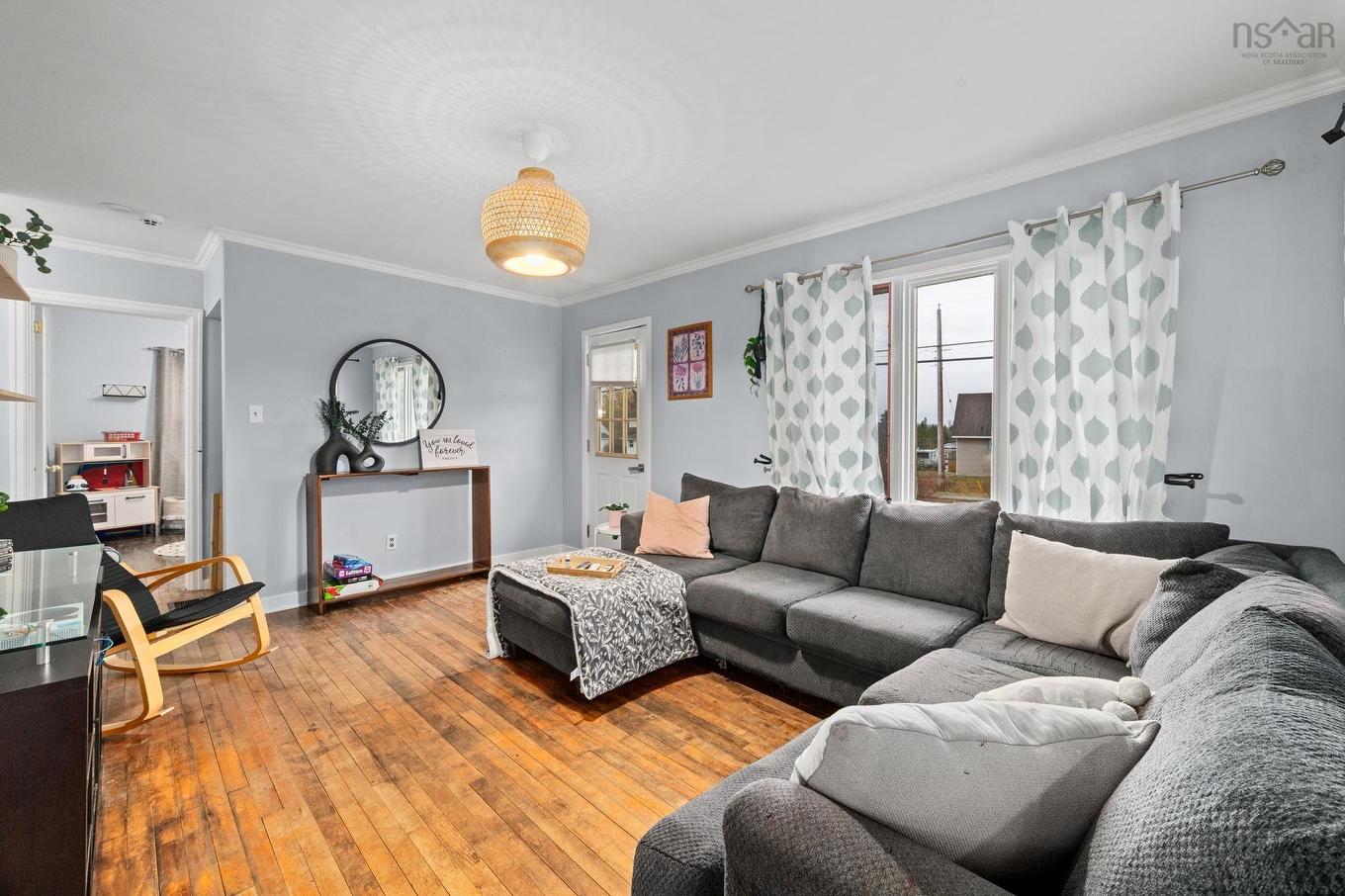 13935 Highway 1, Hants Border, NS