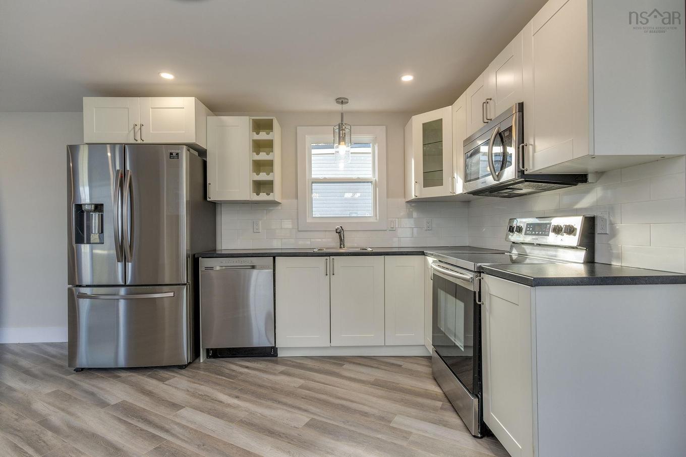 406 Glen Rise Drive, Beaver Bank, NS