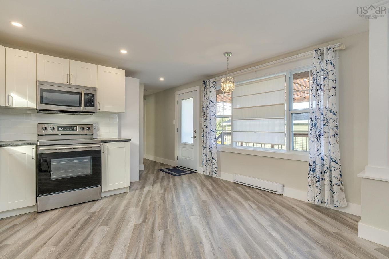 406 Glen Rise Drive, Beaver Bank, NS