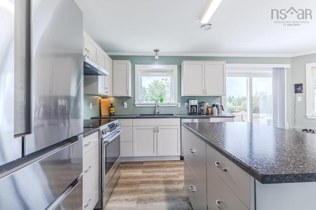 7048 Hwy 2, Portapique, NS