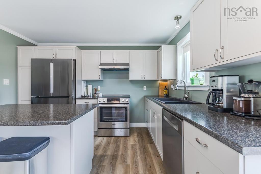 7048 Hwy 2, Portapique, NS