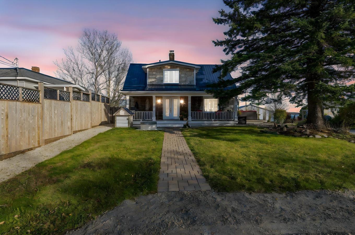 24 Station Road, Western Shore, NS