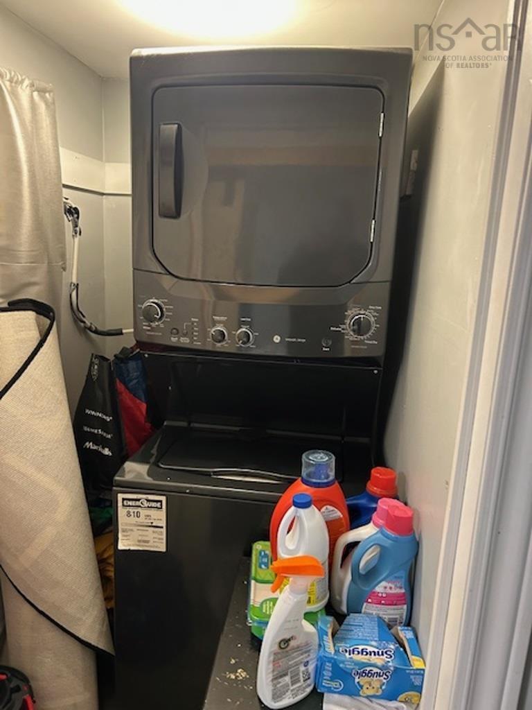 633 King Street, New Waterford, NS