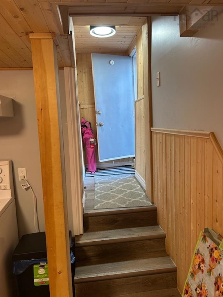 633 King Street, New Waterford, NS