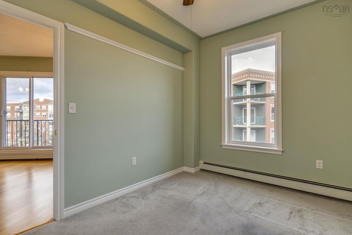 409 114 Regency Park Drive, Halifax, NS