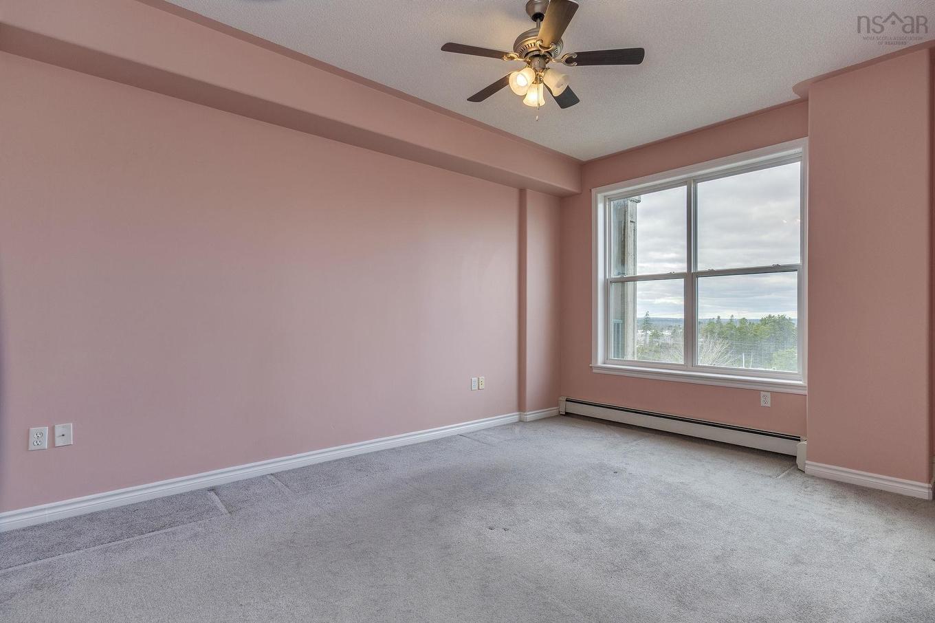 409 114 Regency Park Drive, Halifax, NS