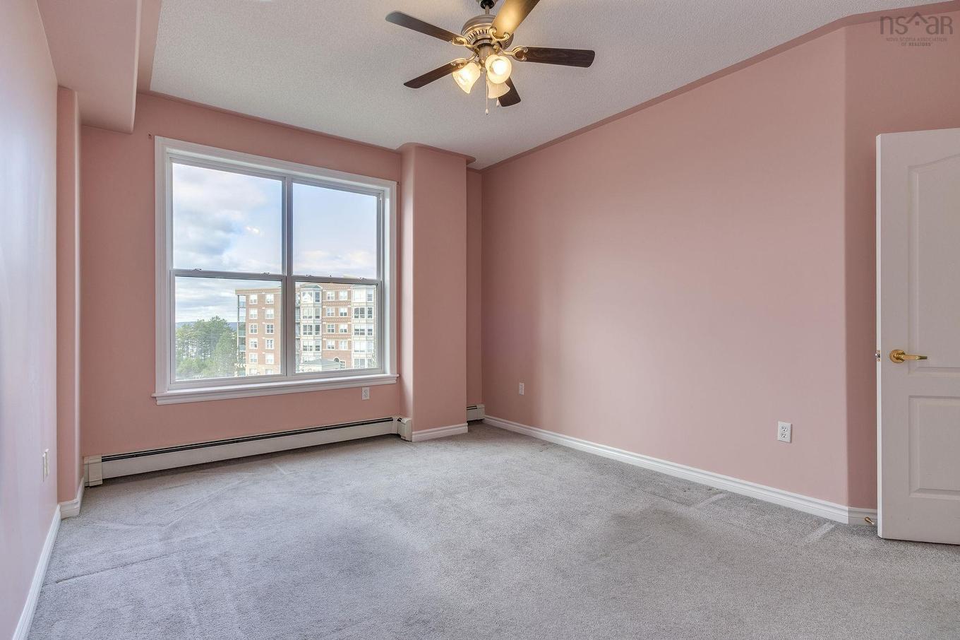 409 114 Regency Park Drive, Halifax, NS