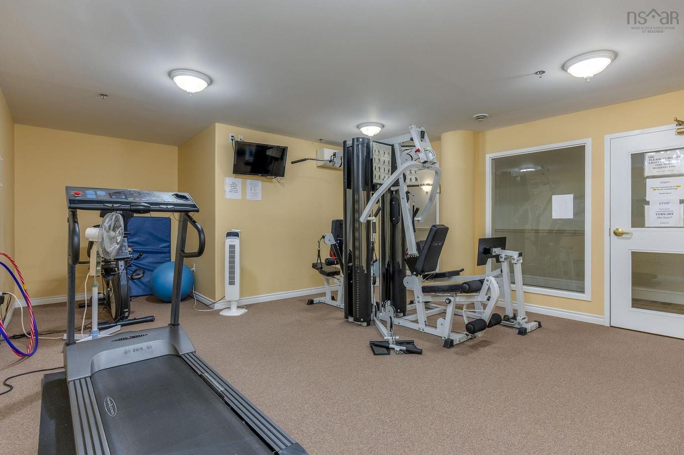 409 114 Regency Park Drive, Halifax, NS