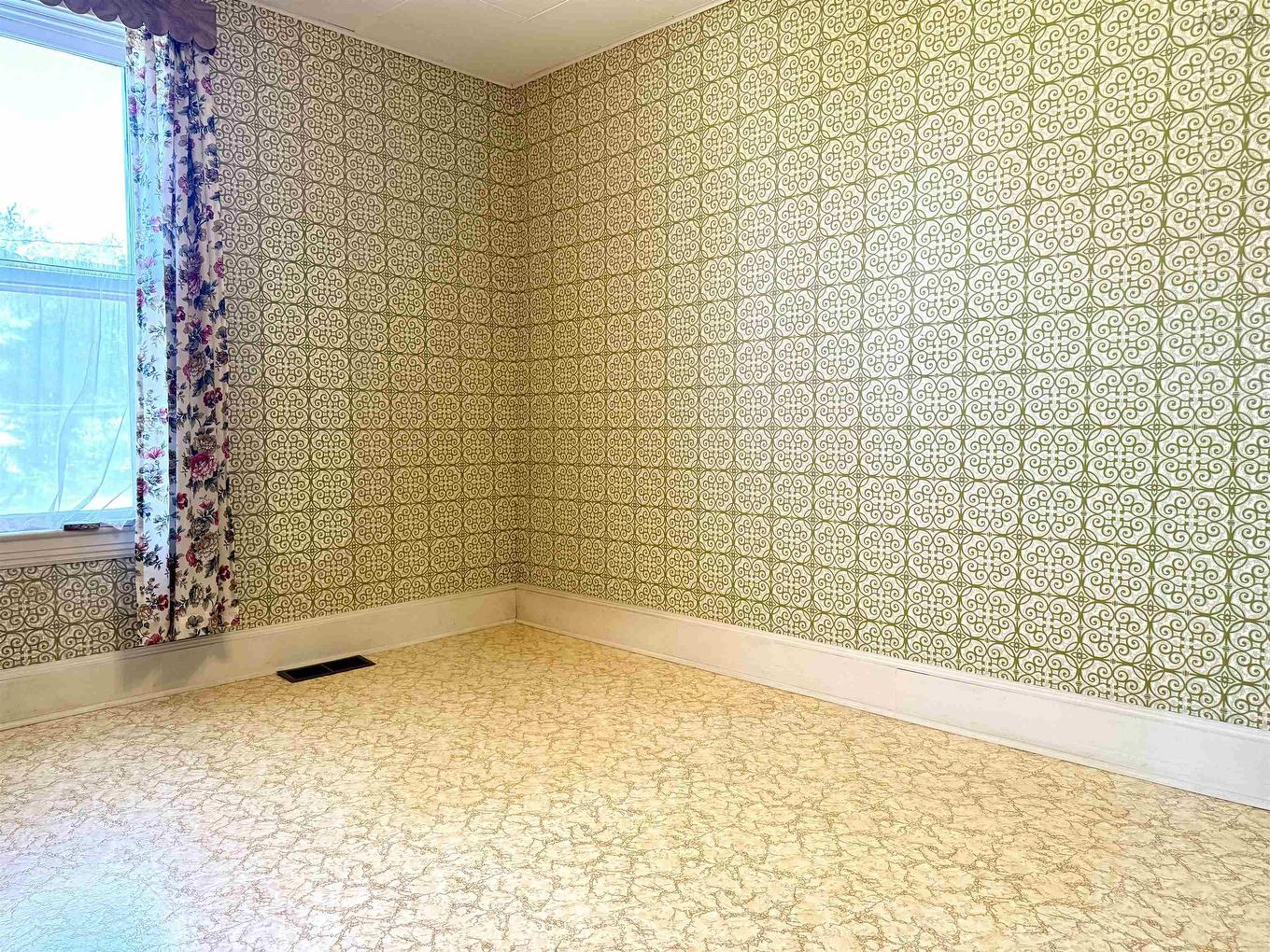 3 Harding Avenue, Amherst, NS