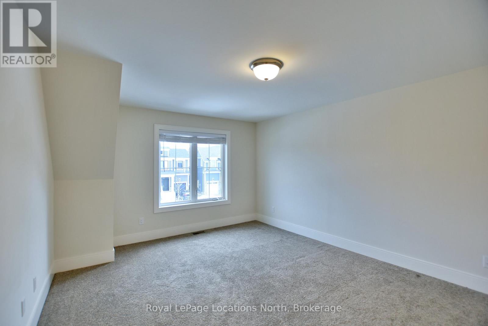185 Yellow Birch Crescent, Blue Mountains, ON - Indoor Photo Showing Other Room