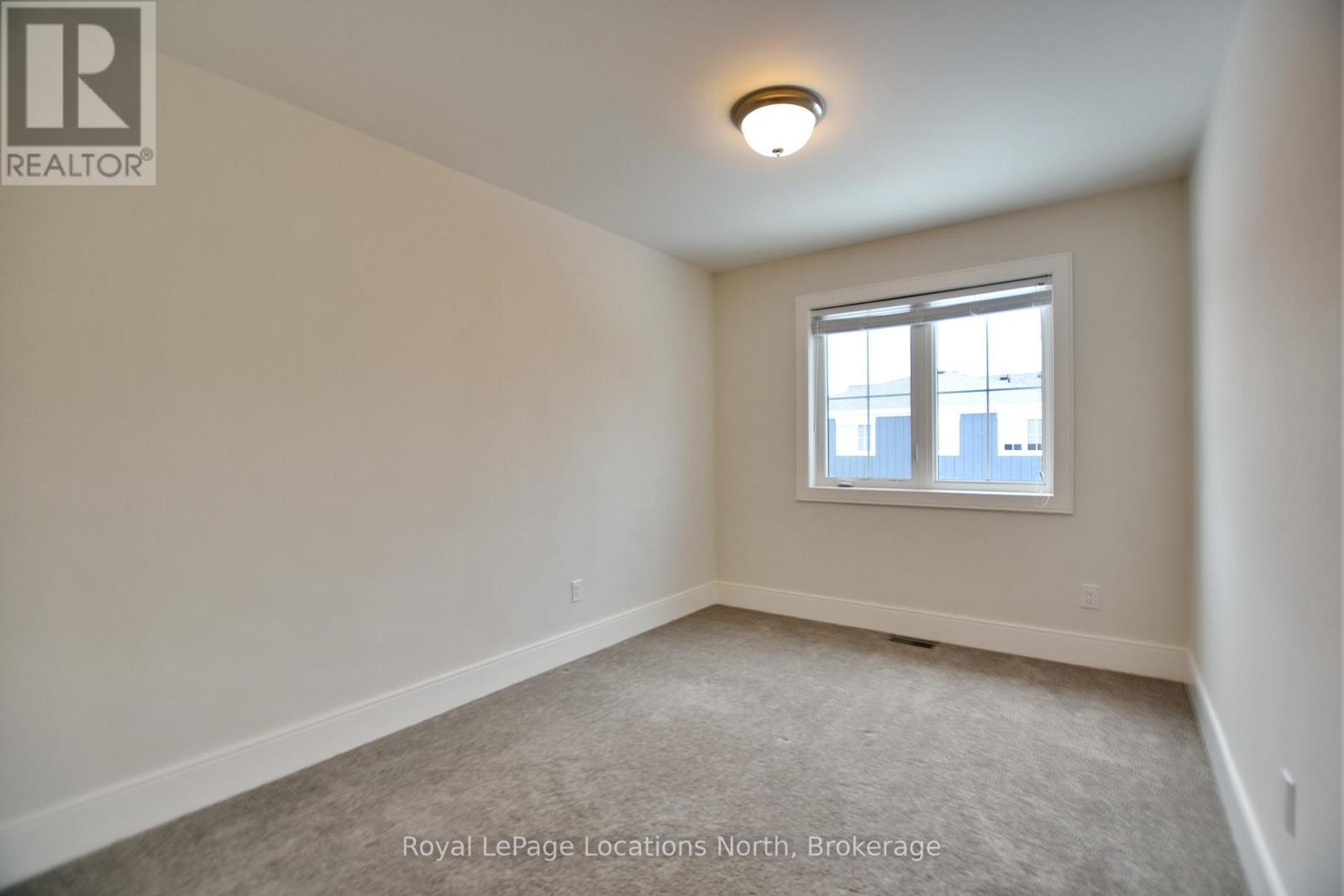 185 Yellow Birch Crescent, Blue Mountains, ON - Indoor Photo Showing Other Room
