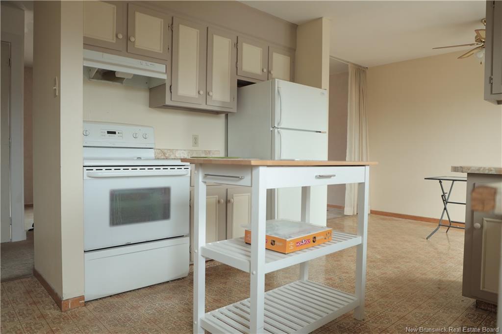 10 Morningside Dr, Moncton, NB