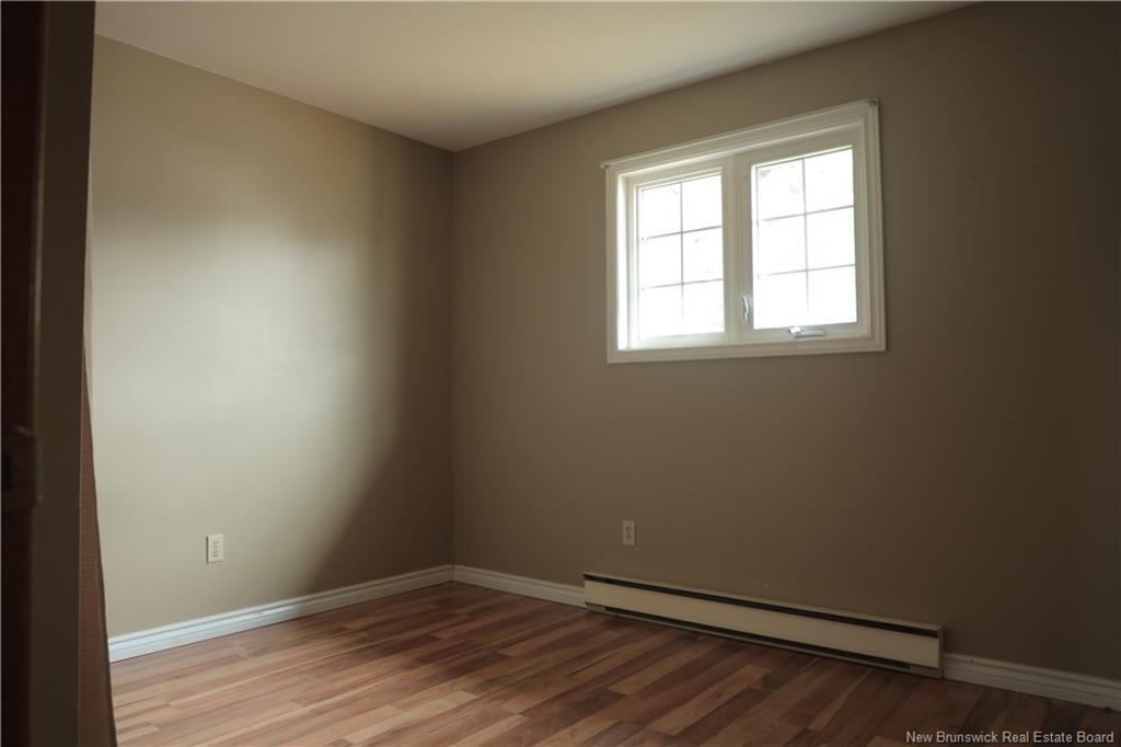 10 Morningside Dr, Moncton, NB