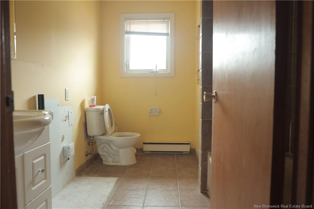 10 Morningside Dr, Moncton, NB