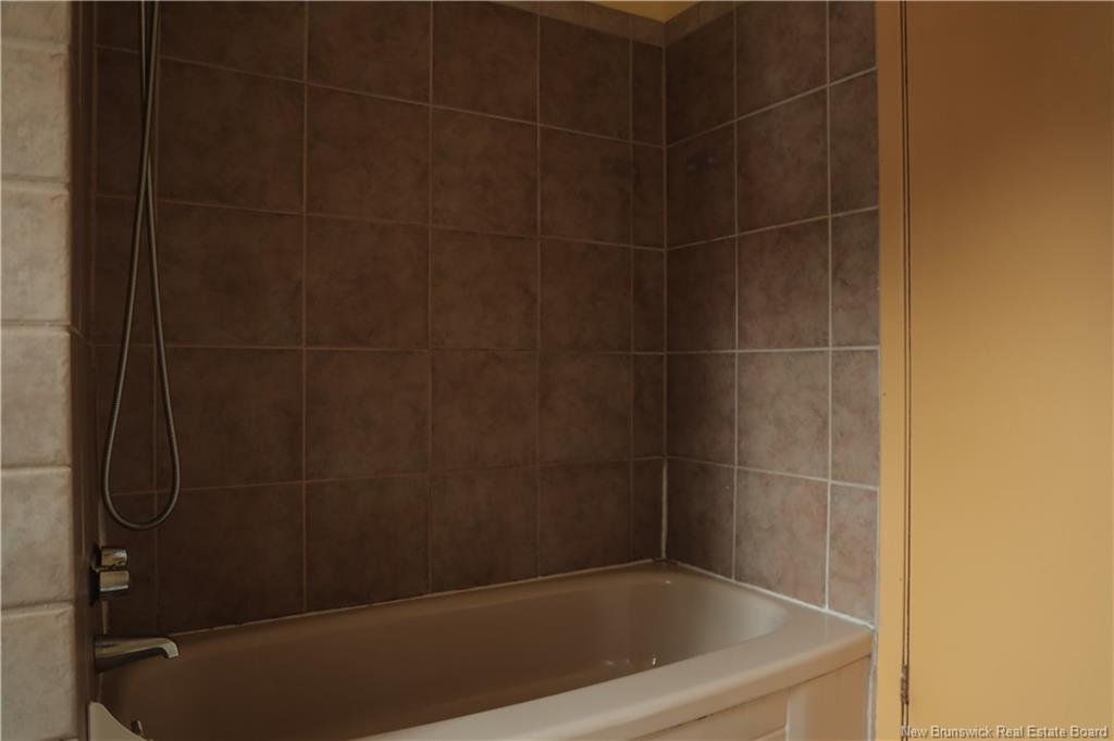 10 Morningside Dr, Moncton, NB