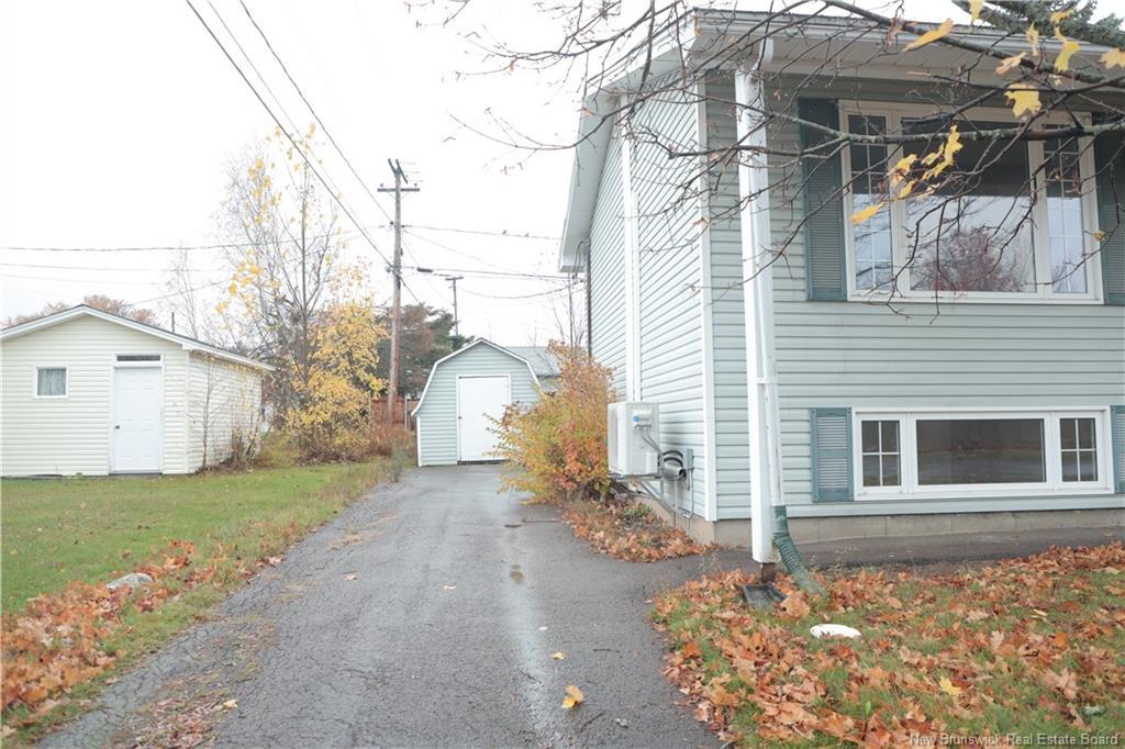 10 Morningside Dr, Moncton, NB