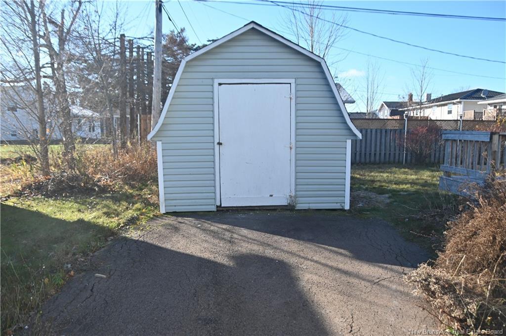 10 Morningside Dr, Moncton, NB