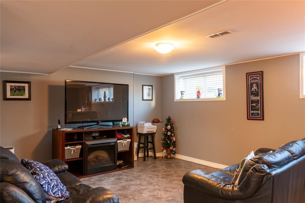 11 Gordon Street, Gander, NL