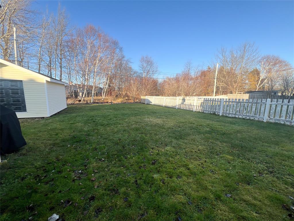 11 Gordon Street, Gander, NL