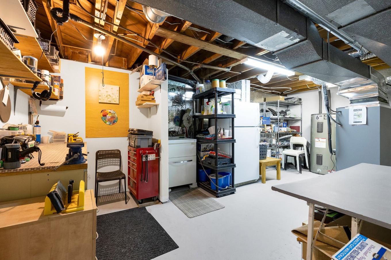 Atelier - 380 Rue Joly, Laval (Duvernay), QC - Indoor Photo Showing Basement