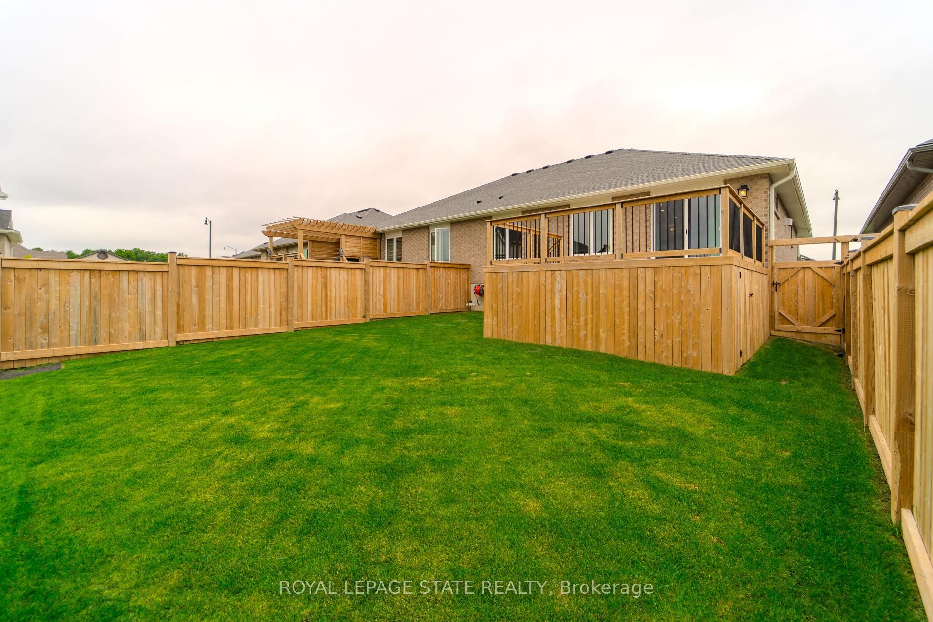 8 Harlequin Court, St. Thomas, ON