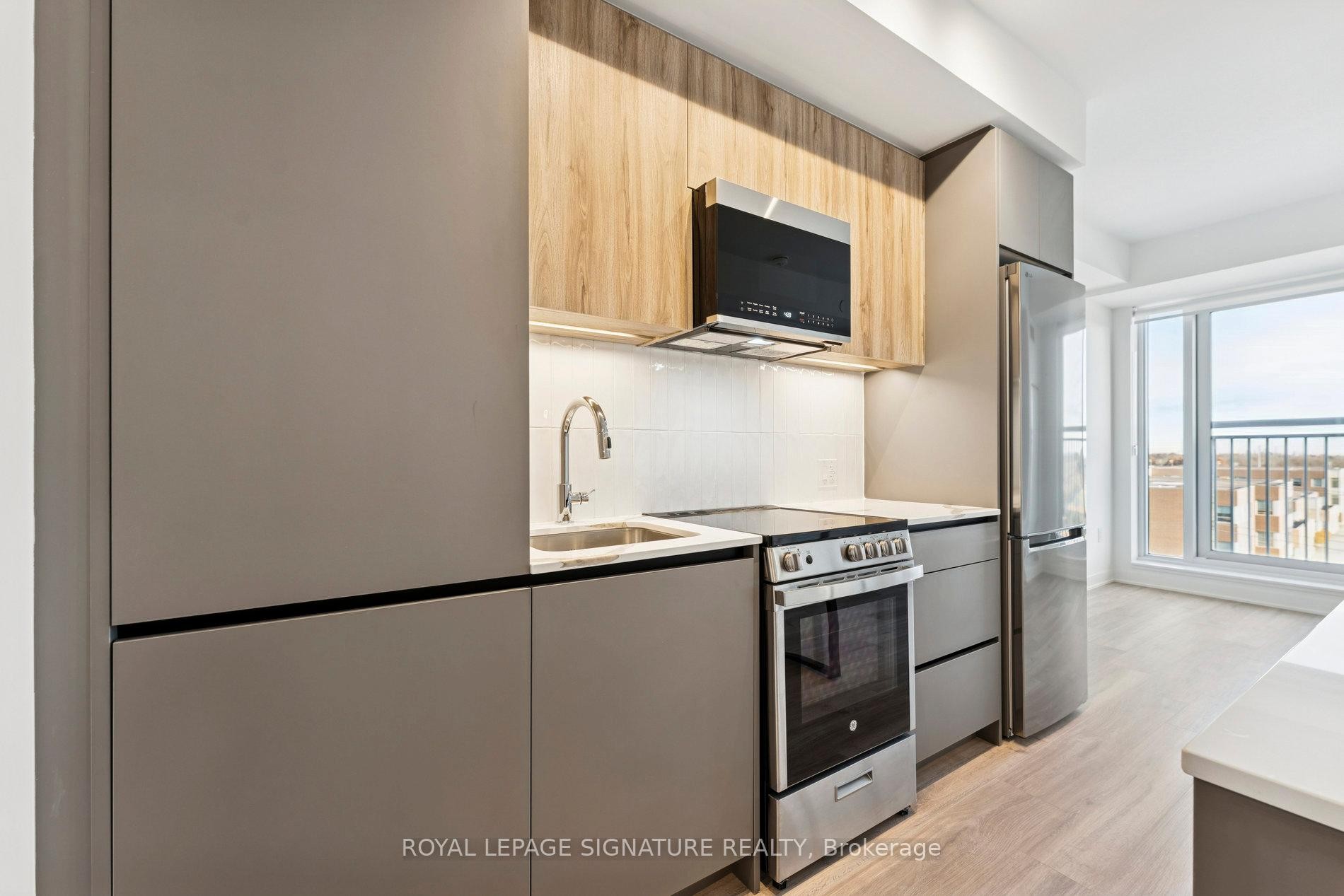 517-20 All Nations Drive, Brampton, ON - Indoor Photo Showing Kitchen