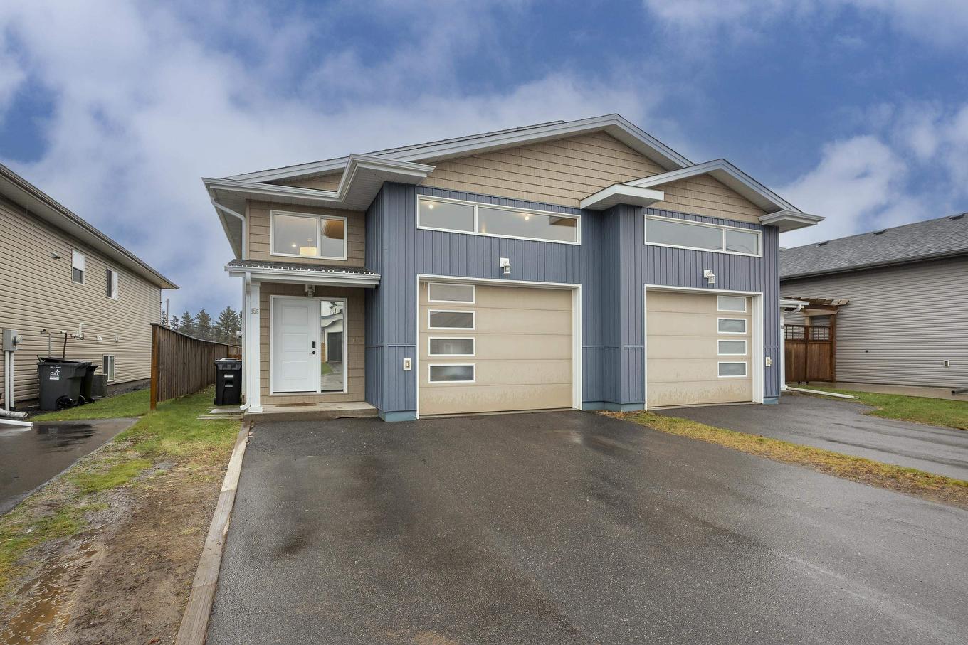 156 Cougar Crescent, Thunder Bay, ON - Outdoor