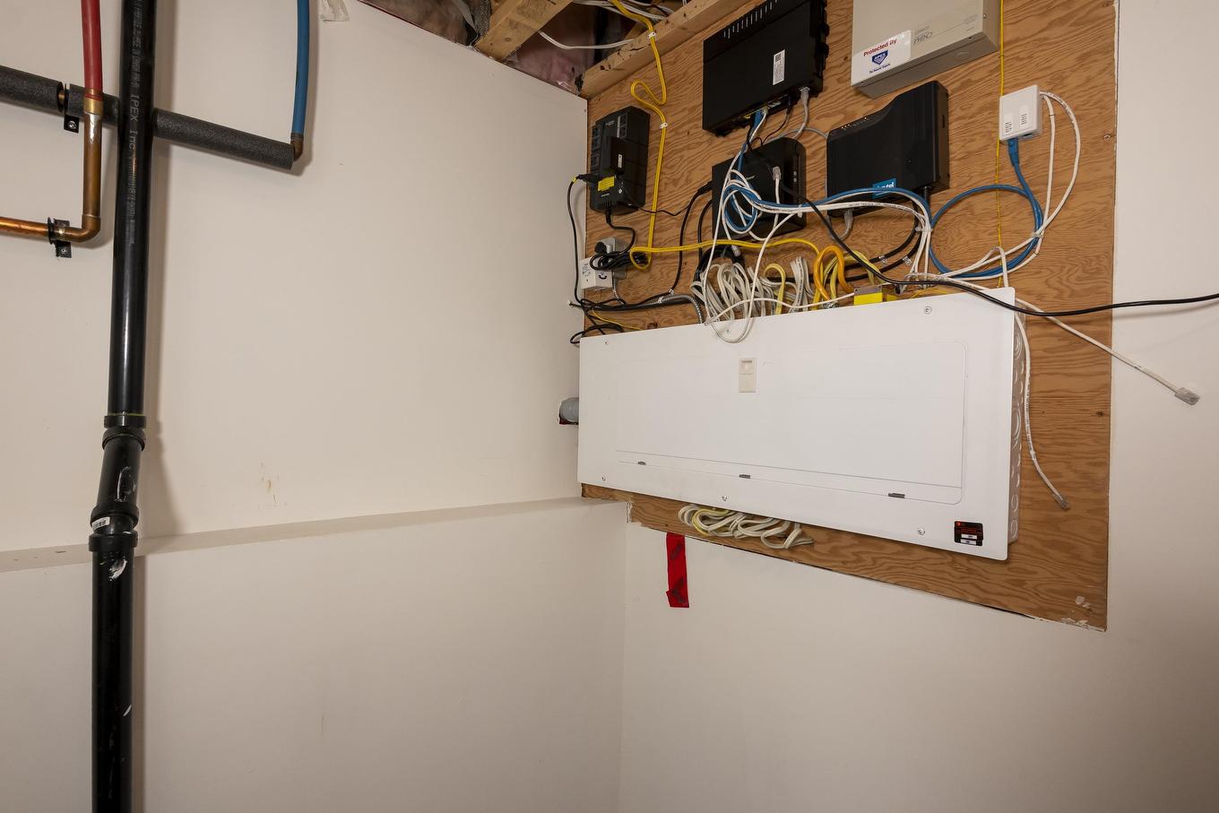 156 Cougar Crescent, Thunder Bay, ON - Indoor Photo Showing Basement