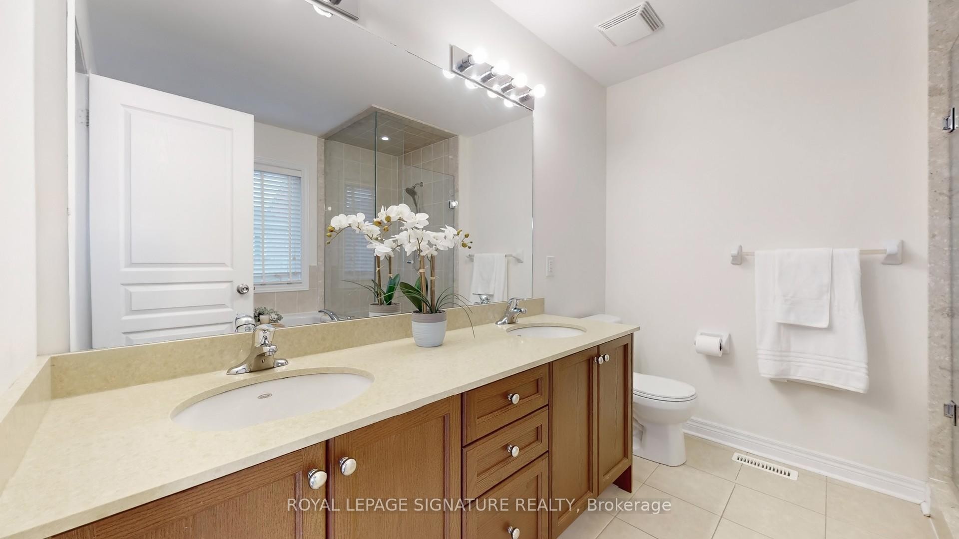 23 Frederick Stamm Crescent, Markham, ON - Indoor Photo Showing Bathroom