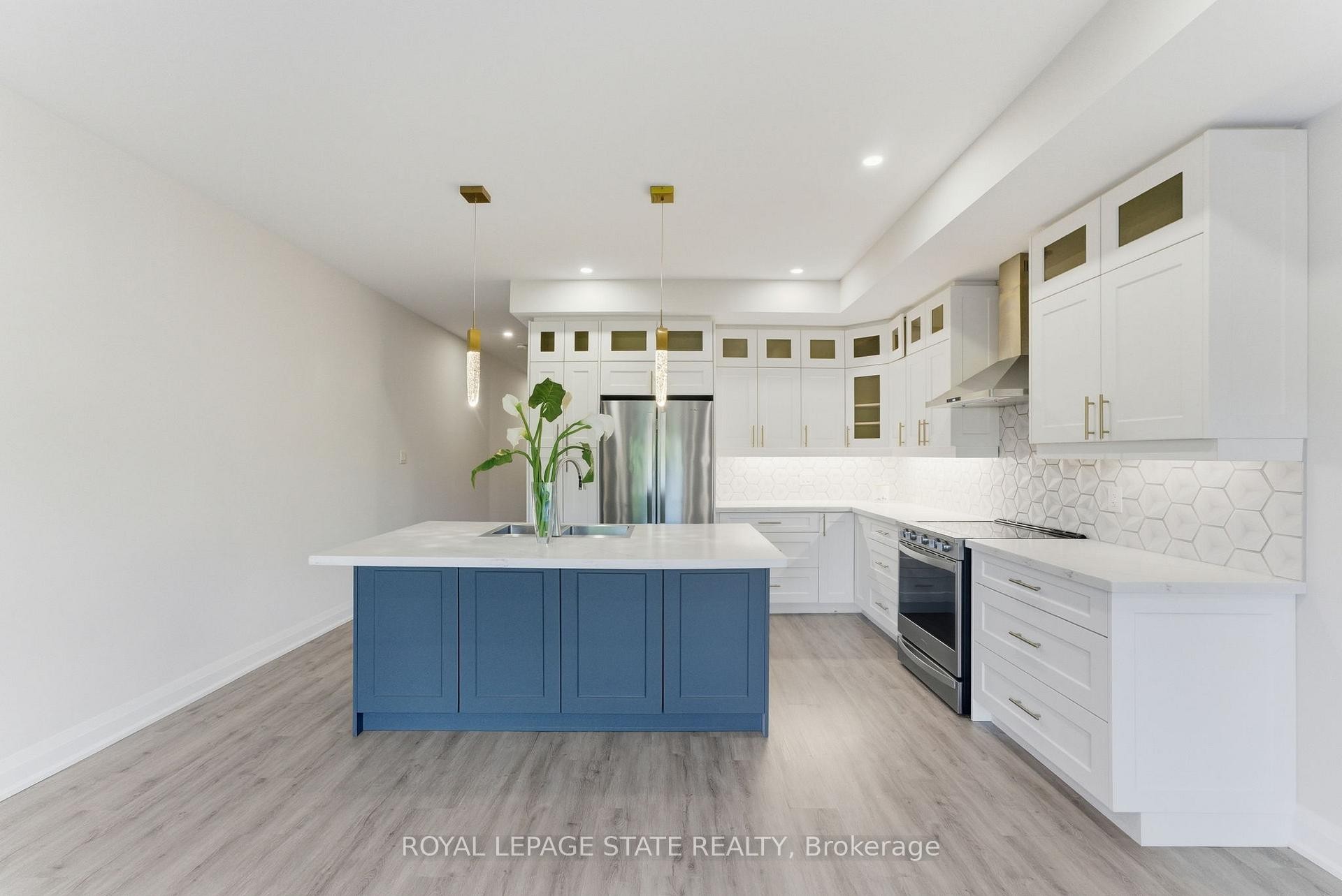 74 Melbourne Street, Hamilton, ON